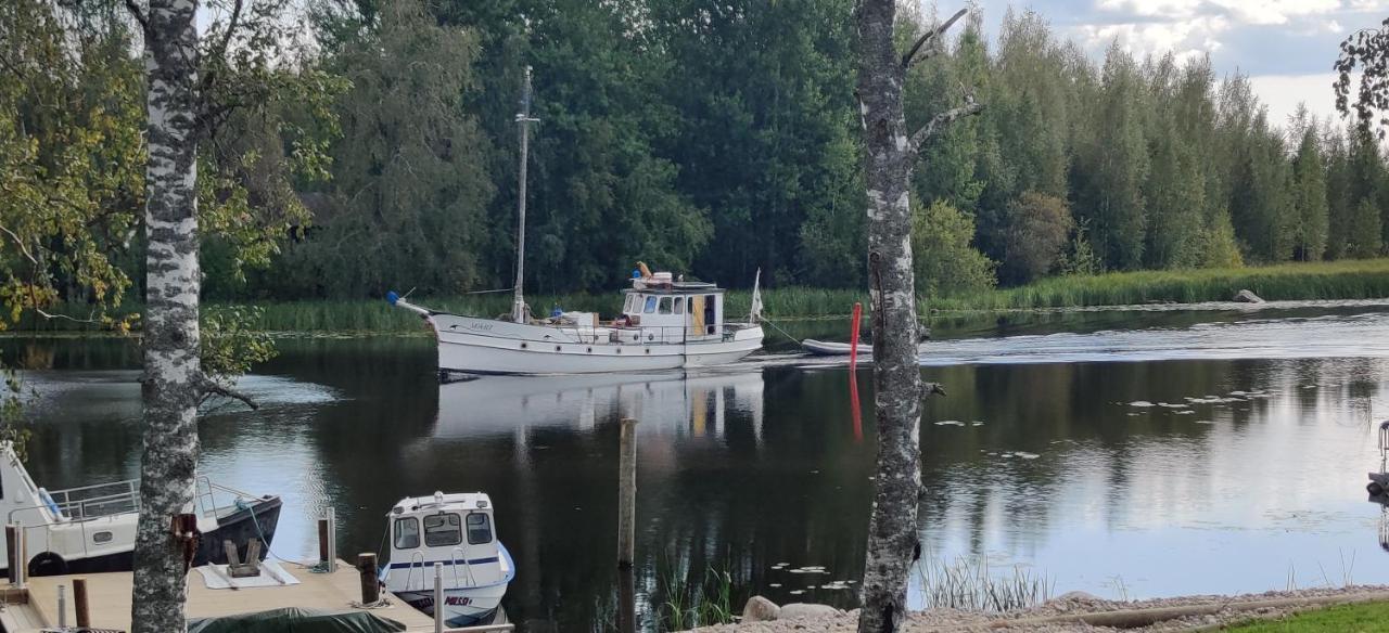 Chalet Uusi Saunamoekki Jaemsaessae, Laehellae Himosta Jämsä