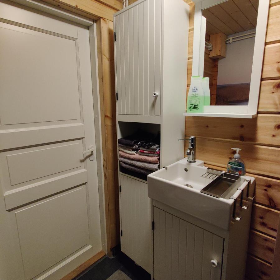 Uusi Saunamoekki Jaemsaessae, Laehellae Himosta Chalet Jämsä